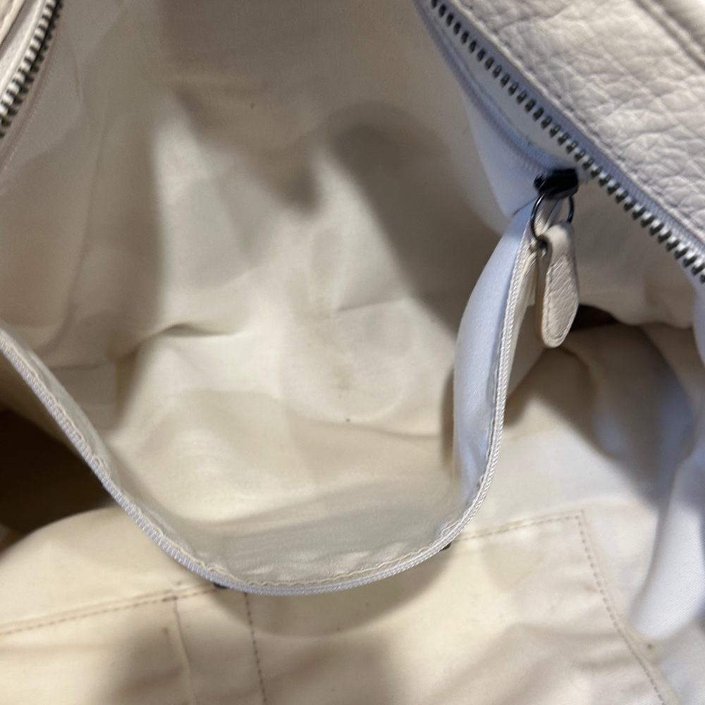 Authentic Coach Off-White Leather Tote Bag-WOW, buttery soft genuine leather. - Picture 12 of 13